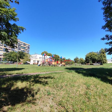 Апартаменты Old House - Przymorze - 2,5 Km Do Plazy I Morza Гданьск Экстерьер фото